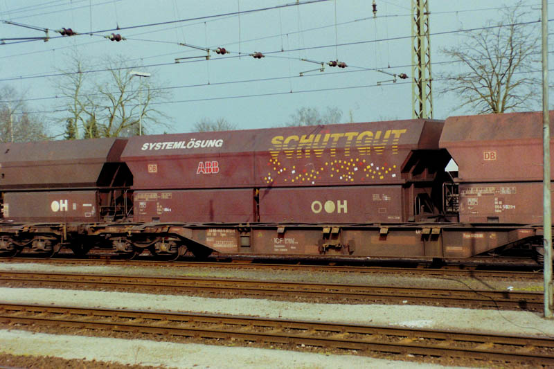1999-04-xx_108