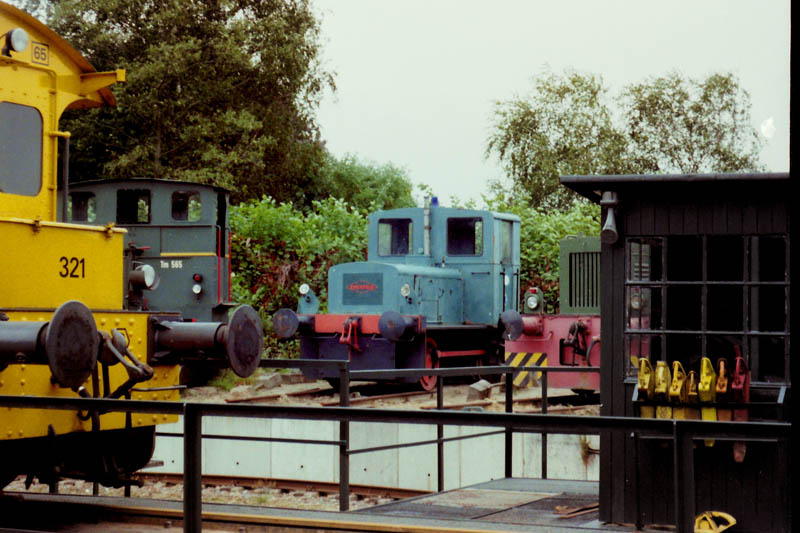 1999-08-xx_012