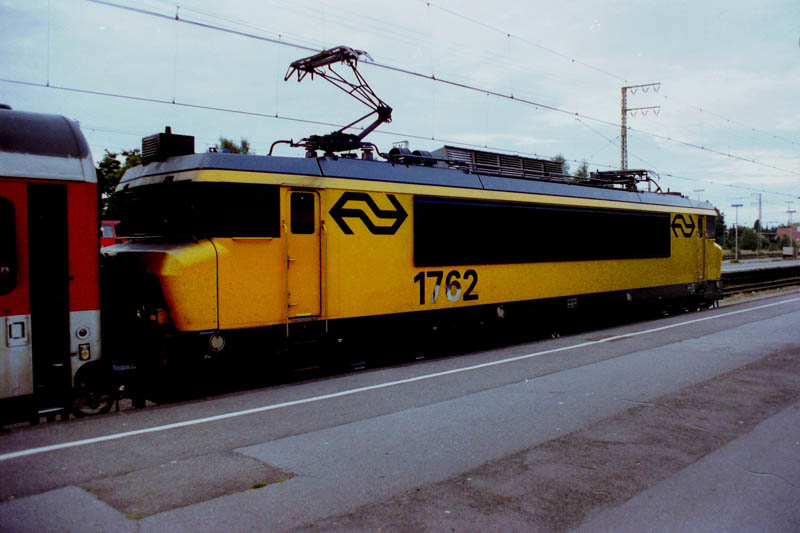 2000-08-xx_015