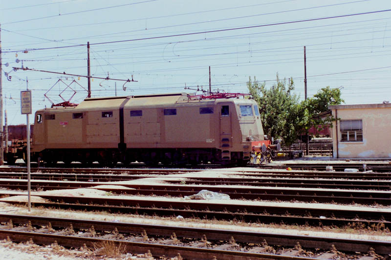 2001-07-xx_062