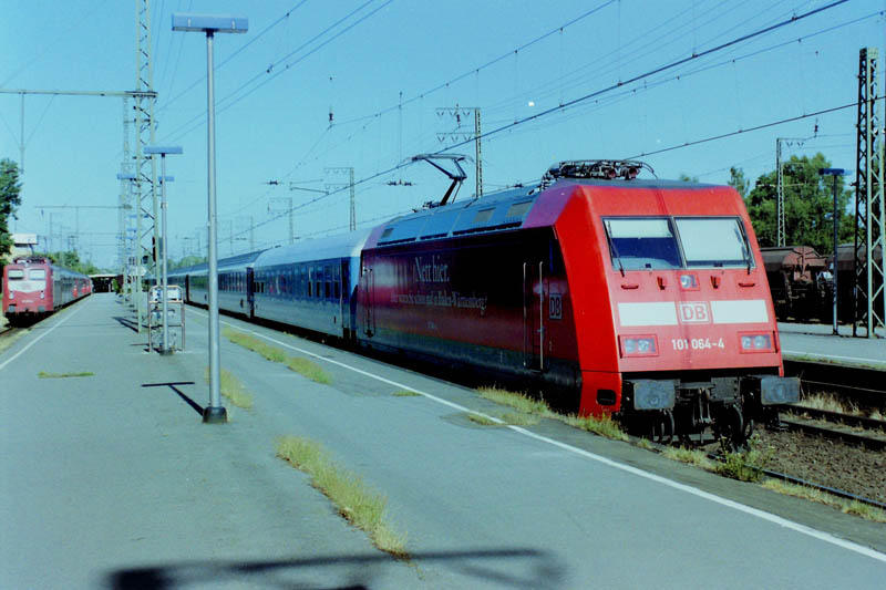 2001-07-xx_079