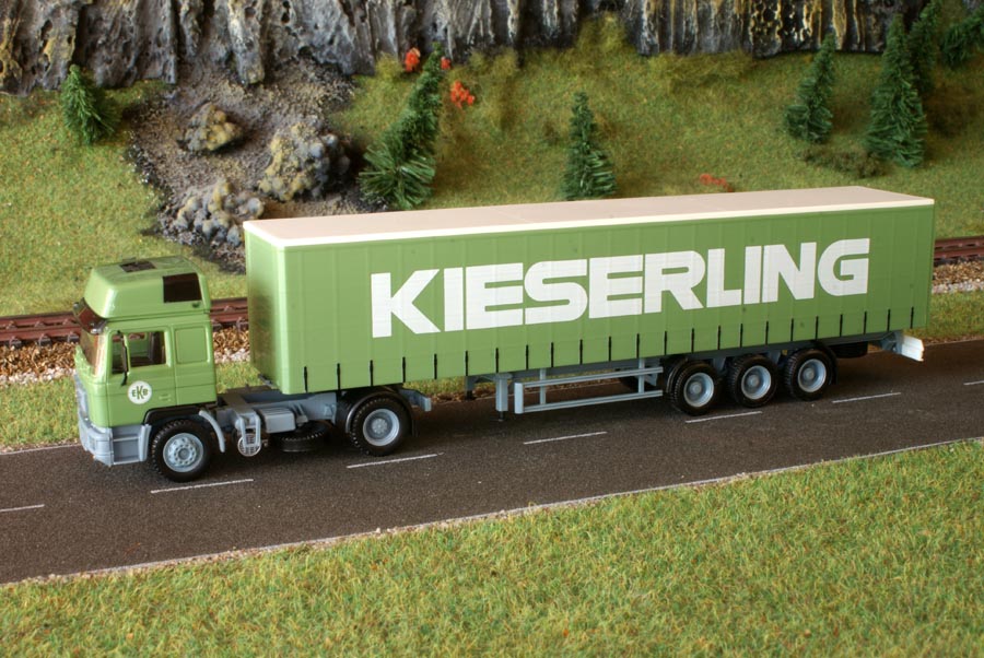 MAN F90 TS Gardin PP Kies
